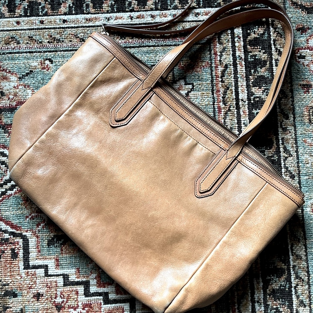 Fossil Carmel Leather Tote Bag